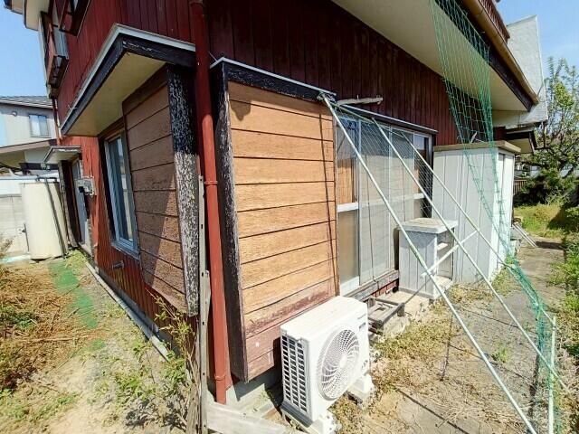 5DK Detached House for Sale in Ishioka, Ibaraki - 107.66 sqm - Thumbnail 2