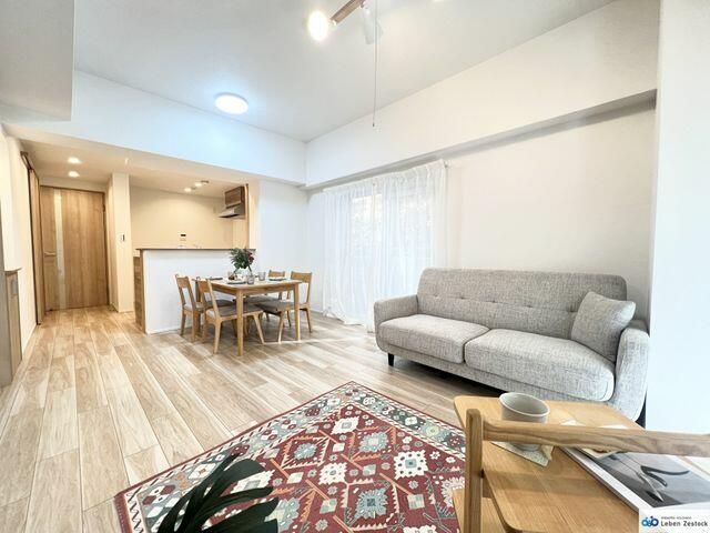 Renovated 3LDK Apartment with Private Garden in Itabashi, Tokyo - Thumbnail 4