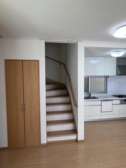 4LDK Detached House for Sale in Kishiwada, Osaka - Thumbnail 2