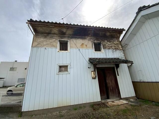 Historic 2-Story House for Sale in Chikuma City, Nagano - Thumbnail 2