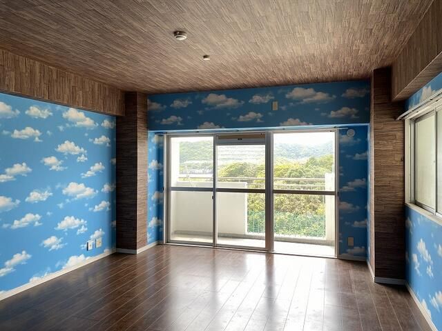 Renovated 1LDK Resort Condo in Naruto, Tokushima for Sale - Thumbnail 3