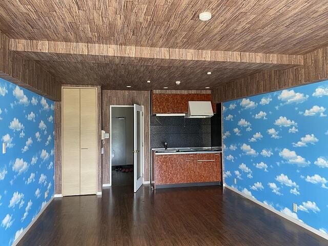Renovated 1LDK Resort Condo in Naruto, Tokushima for Sale - Thumbnail 4
