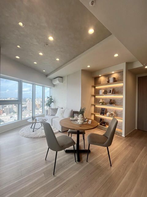 2024-Built 2LDK Corner Apartment in Ikebukuro Tower Residence - Thumbnail 2