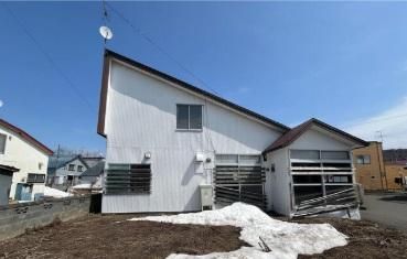 2LDK Detached House for Sale in Mikasa City, Hokkaido - Thumbnail 2