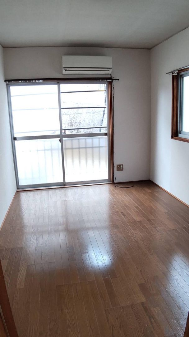 1K Apartment for Rent in Nagasaki - 20,000 Yen/Month, No Deposit - Thumbnail 3