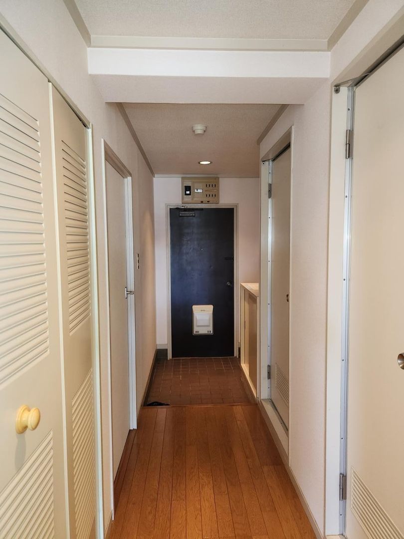 3LDK Apartment for Sale near Saga Station, Excellent Sunlight - Thumbnail 4