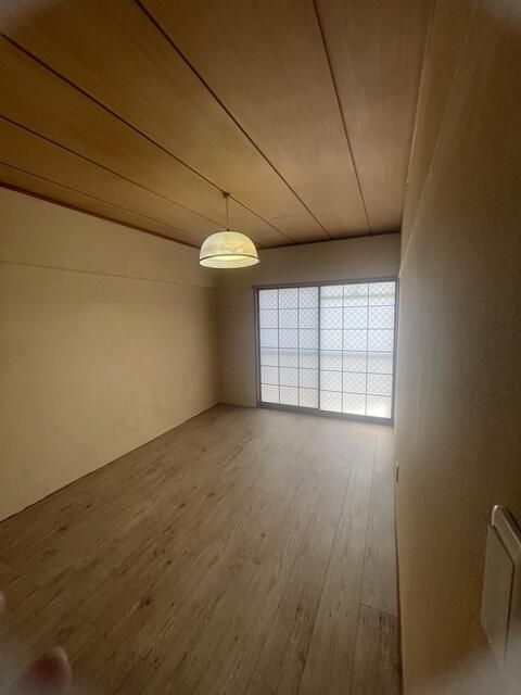 Renovated 2DK Apartment Near Kanade Station, Kofu - Thumbnail 4