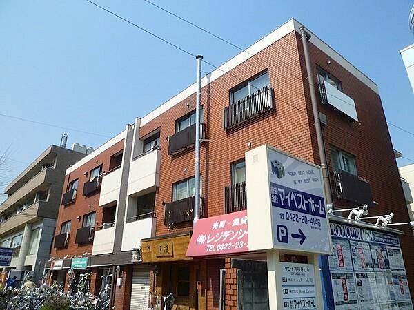 2DK Apartment for Sale in Kichijoji, Musashino, Tokyo - 35.2 sqm - Thumbnail 4