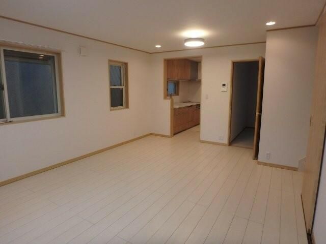 4LDK Solar-Powered House for Sale in Sagamihara, Kanagawa - Thumbnail 4