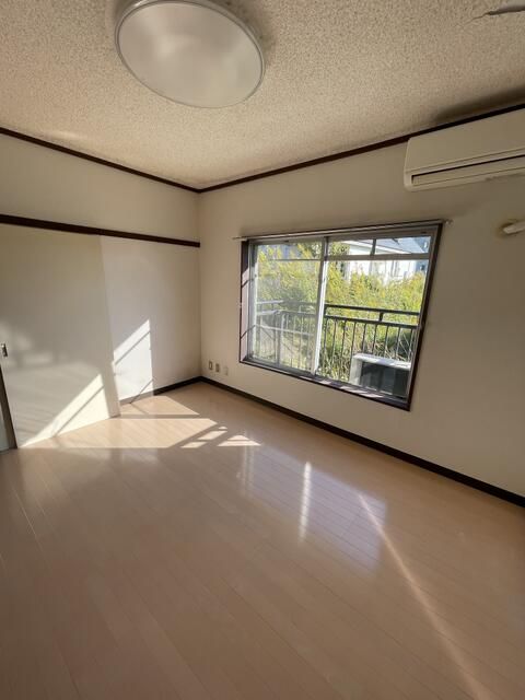 1K Apartment for Rent in Gofuku, Toyama City - Thumbnail 2