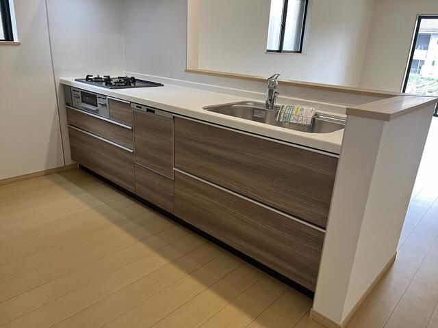 New 4LDK House for Sale in Ayase, Kanagawa - 2026 Completion - Thumbnail 4