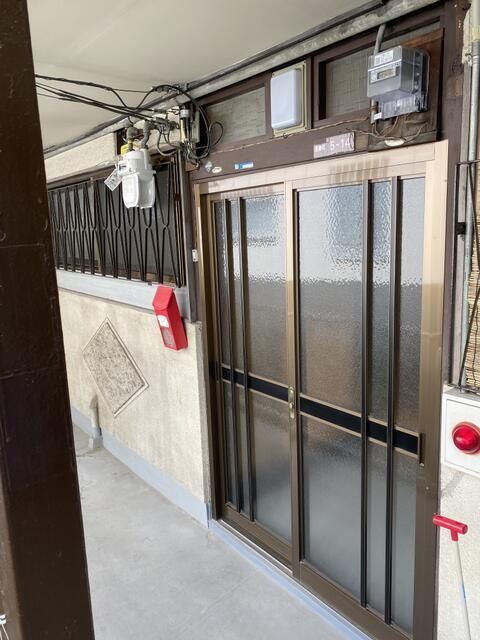 Townhouse near Sumiyoshi Taisha Shrine, Osaka - 2K Rental - Thumbnail 3