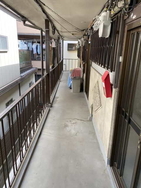 Townhouse near Sumiyoshi Taisha Shrine, Osaka - 2K Rental - Thumbnail 2