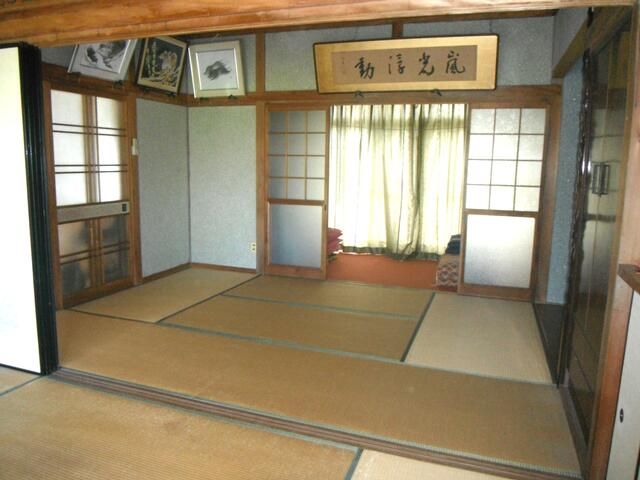 6DK Detached House with Large Land in Niihama, Ehime - Thumbnail 3