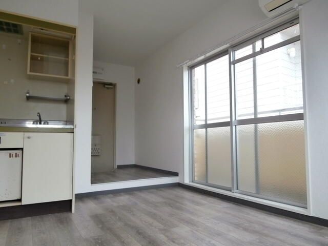 Affordable 1R Apartment for Rent in Tokushima City - Thumbnail 2