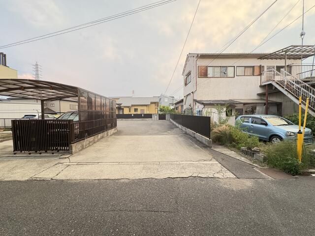 4LDK Single-Story House for Sale in Izumisano, Osaka - Thumbnail 2