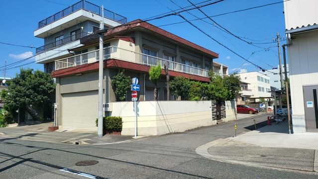 7LDK Family Home with Garden for Sale in Nagoya's Nakagawa Ward - Thumbnail 2