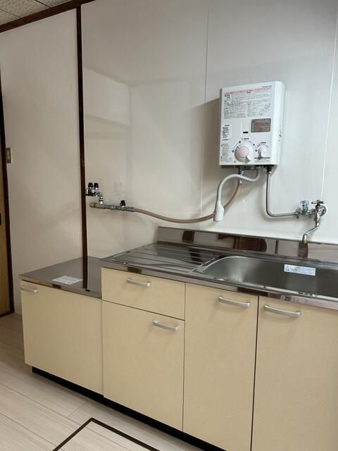 Renovated 3DK Terrace House for Sale in Izumi, Osaka - Thumbnail 4