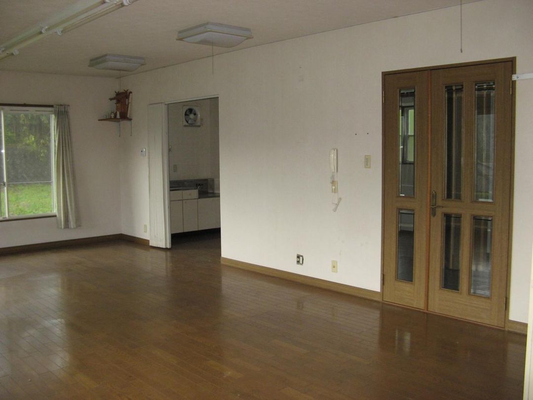 3K Detached House in Ayagawa with 1003 sqm Land - Thumbnail 3