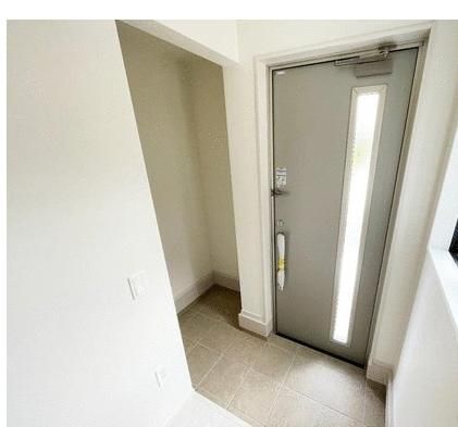 New 4LDK House for Sale in Takatsuki, Osaka | Near Kamaki Station - Thumbnail 2