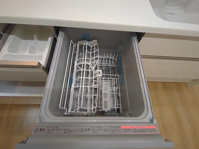New 4LDK House for Sale in Nisshin, Aichi with 3 Parking Spaces - Thumbnail 4