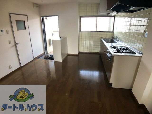 2LDK Apartment for Rent in Daito City, Osaka - Zero Deposit - Thumbnail 3
