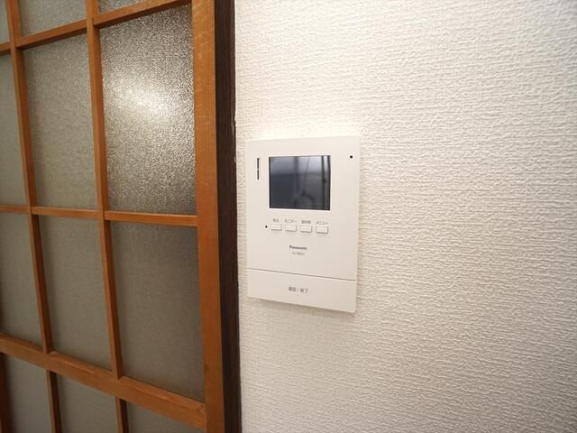 1K Apartment for Rent in Omi-Hachiman, Shiga - No Deposit - Thumbnail 2