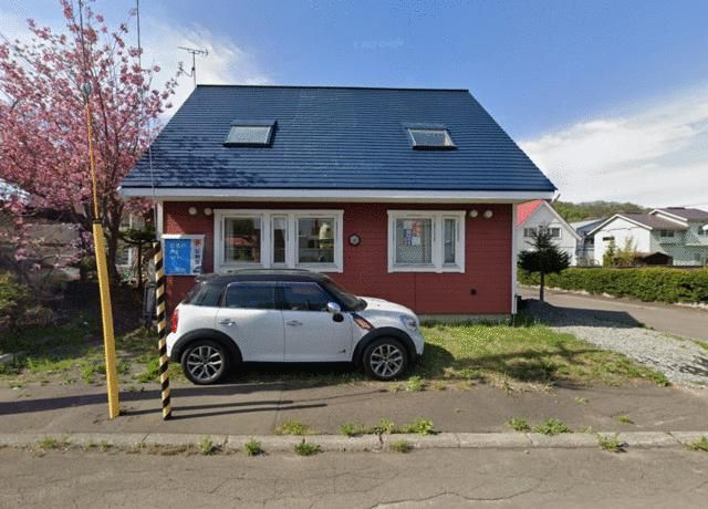 Refurbished 3LDK Swedish House in Sapporo's Minami Ward - Thumbnail 2