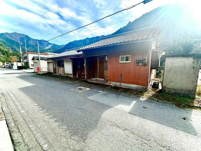 12DK Kominka for Sale in Ōdai Town, Mie - 222.58 sqm House - Thumbnail 3