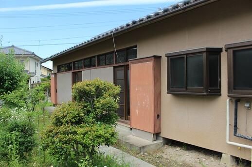 4-Bedroom Detached House with Garden in Quiet Ueda, Nagano - Thumbnail 2