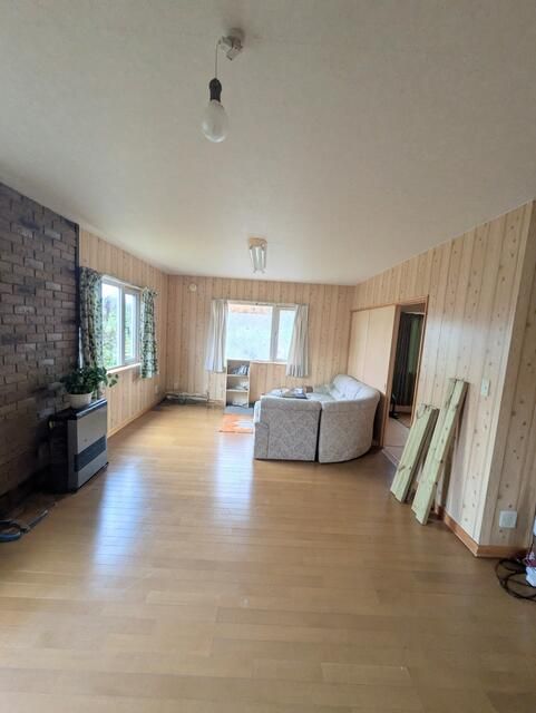 Hokkaido Countryside Home on 1111 Tsubo Land for Sale in Kurosunai - Thumbnail 4
