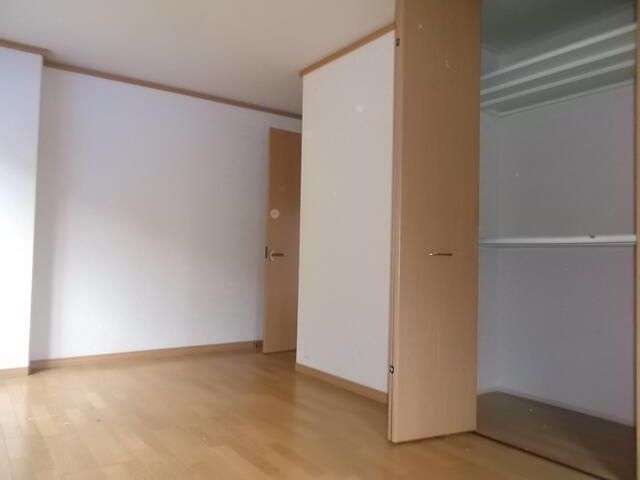 4LDK Detached House for Sale in Otaru, Hokkaido - 2006 Build - Thumbnail 4