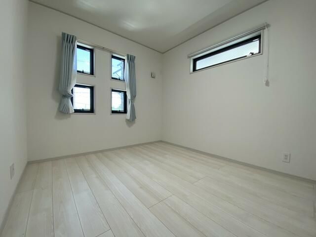 New 3LDK All-Electric House with Sky Balcony in Toyota City - Thumbnail 3