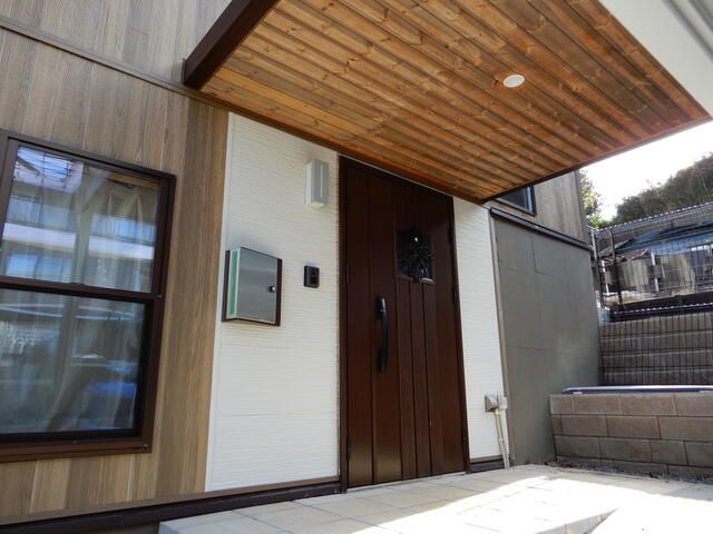 Modern 2LDK Wood-Finished House for Sale in Manazuru, Kanagawa - Thumbnail 4