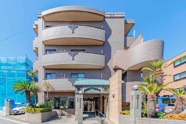 3LDK Apartment for Sale in Urayasu, Chiba - 56.89 sqm - Thumbnail 3