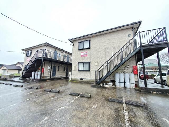 1K Apartment for Rent in Kunisaki City, Oita - Garden Heights - Thumbnail 2