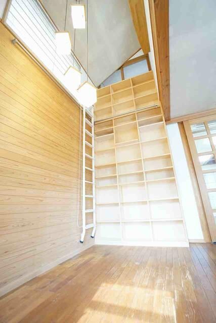 Custom 4SLDK House with Courtyard in Nagoya's Tempaku Ward - Thumbnail 2