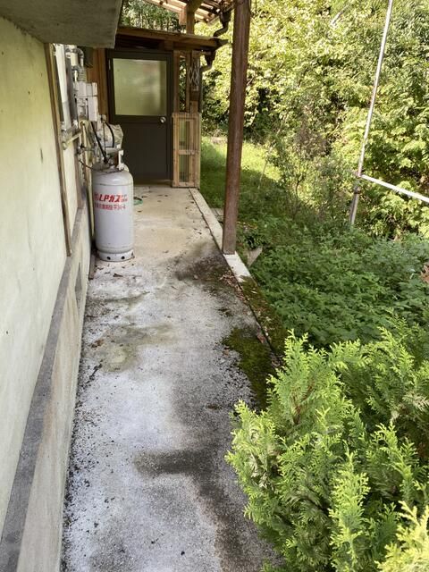 1934 Kominka with 7 Rooms and Land in Chihayaakasaka, Osaka - Thumbnail 4