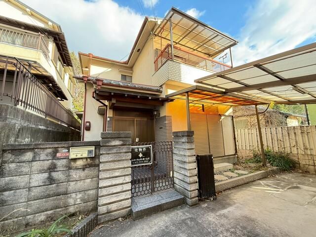 4LDK House for Sale in Hirakata City, Osaka - 1080万 Yen - Thumbnail 2