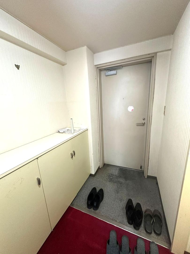 1LDK Resort Condominium in Atami, Shizuoka for Sale - Thumbnail 2