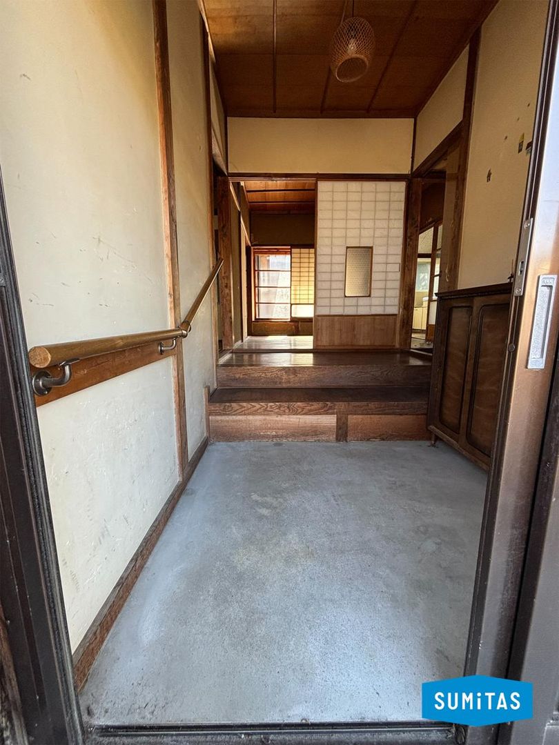 Compact Waterfront House in Sakaiminato, Tottori - Thumbnail 3