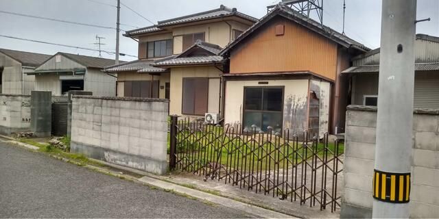 5DK Detached House in Takamatsu, Kagawa - 215 sqm - Thumbnail 3