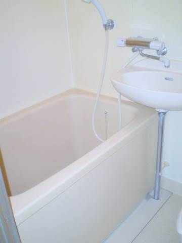 1R Apartment for Rent near Kitakado Station, Sakado - Thumbnail 3