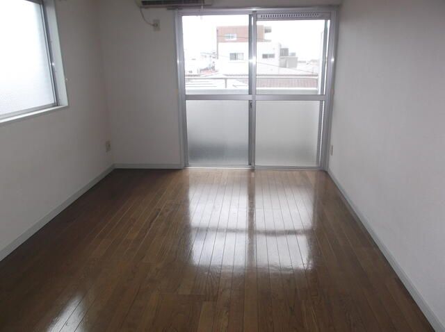 Matsuyama 1R Apartment for Sale with 5.8% Yield - Thumbnail 2