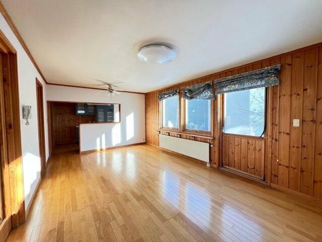 5LDK Family House in Sapporo Shiroishi Ward with 2025 Renovations - Thumbnail 3