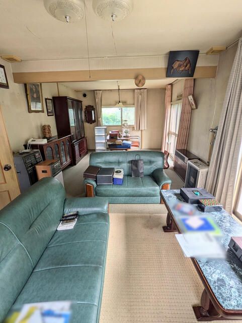 5LDK Detached House for Sale in Otaru, Hokkaido with Large Garden - Thumbnail 4
