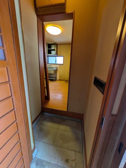 5DK House for Sale in Yamanaka Onsen, Kaga City, Ishikawa - Thumbnail 2