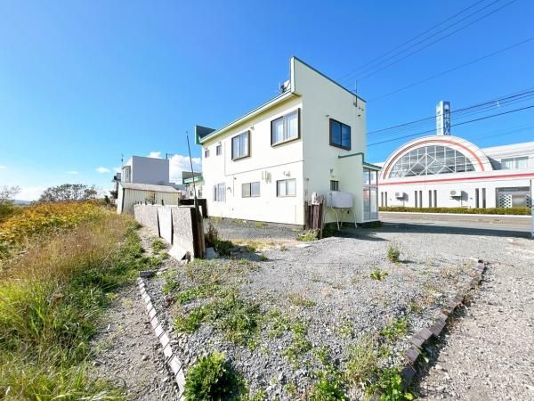 3LDK Detached House for Sale in Wakkanai, Hokkaido with 4 Car Parking - Thumbnail 2