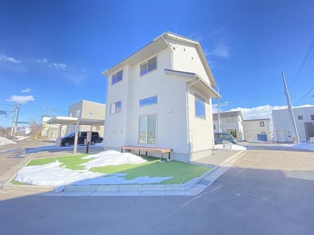 2019 Misawa Home 4LDK with Garden in Hakodate - Thumbnail 2