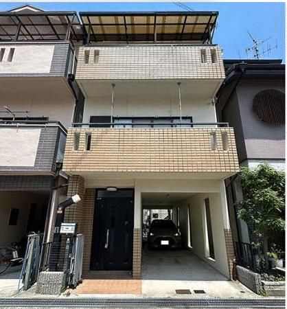 Renovated 3LDK Detached House for Sale in Hirakata, Osaka - Thumbnail 3